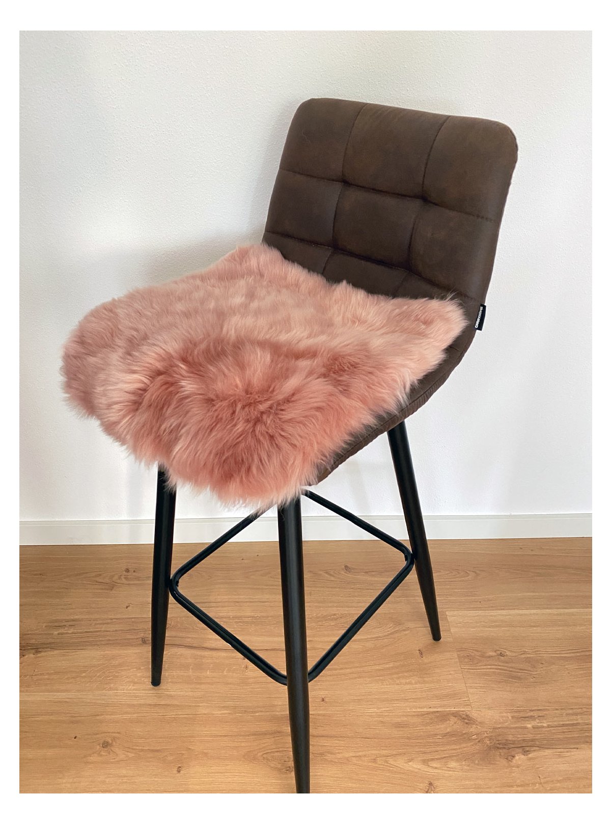 Sitzauflage echt Lammfell Schnucke rosa hochwollig Sitzkissen